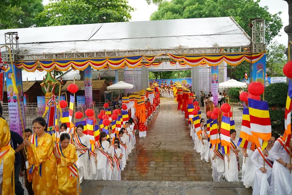 xaloiphattaichuapgucson_chuaphucsonbacgiang_xaloiphat_nguoiphattu (11).jpg